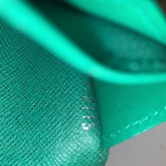 Louis Vuitton long leather Brazza  wallet - Picture 6 of 11